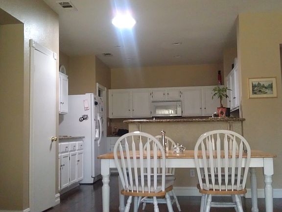 Dining/Kitchen