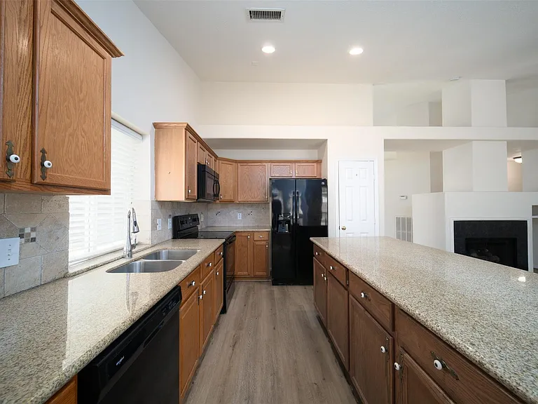 18 Painted Canyon Pl — Photo 7
