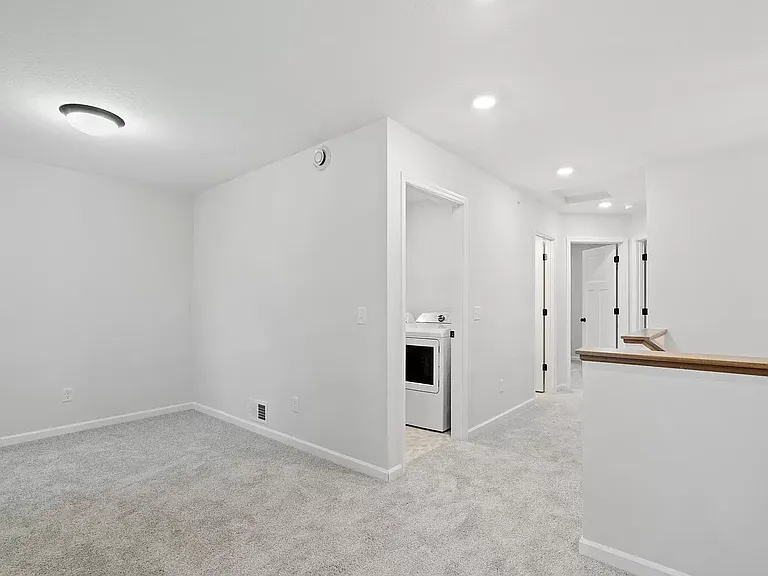 13621 Busch Ln — Photo 13