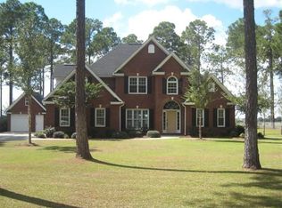 110 Briarwood Rd, Fitzgerald, GA 31750