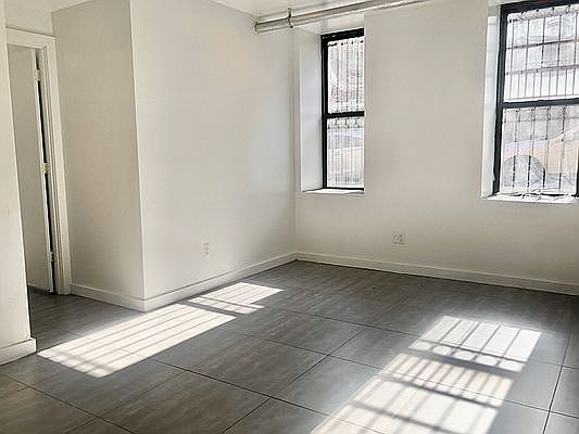 3rd image of 1141 Union St #1A