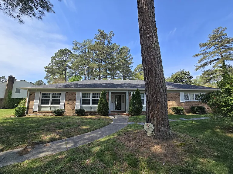 3316 E Princeton Rd — Photo 2