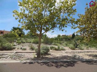 751 Loma Verde Ln, Las Cruces, NM 88011