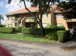 10481 NW 8th St #102, Hollywood, FL 33026