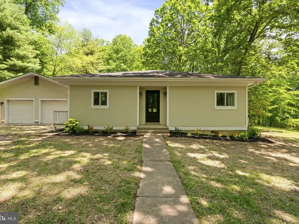 2407 Raymond Pl #2409, Haymarket, VA 20169