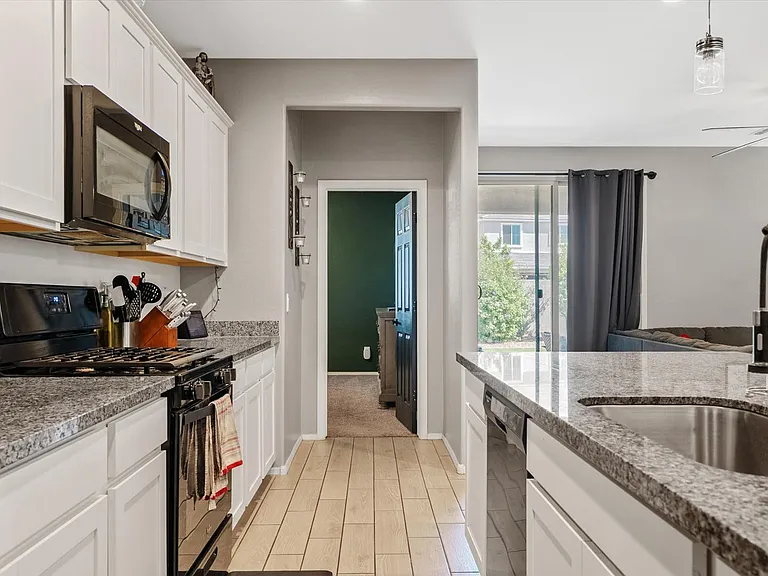 25325 S 225th Pl — Photo 7