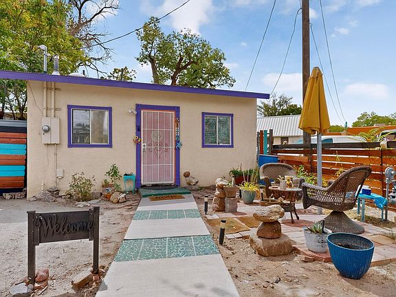 4th image of 1002 Pacific Ave SW