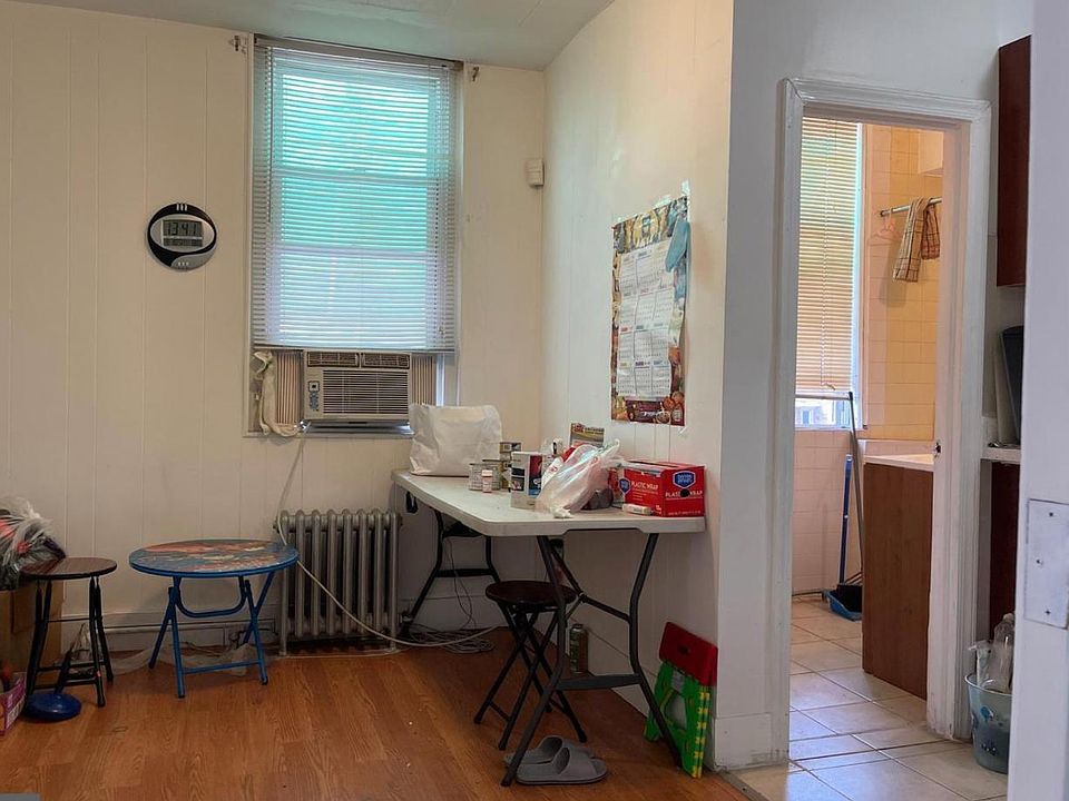 1st image of 2049 S 22nd St #A