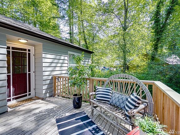 3rd image of 8062 Sands Ave NE