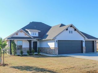 8592 Beth Ln, El Reno, OK 73036