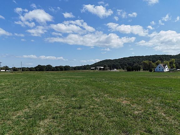 4th image of 4 Gap Springs Rd SE