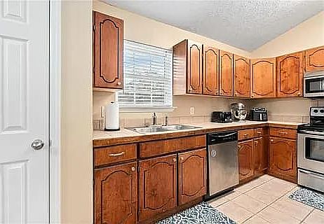 5th image of 131 Lee Rd #620