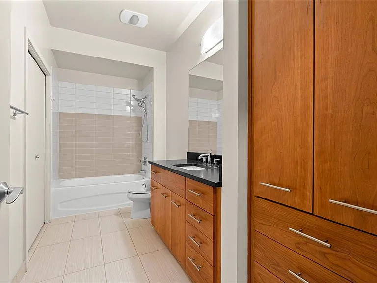 2960 Eastlake Ave E #111 — Photo 22