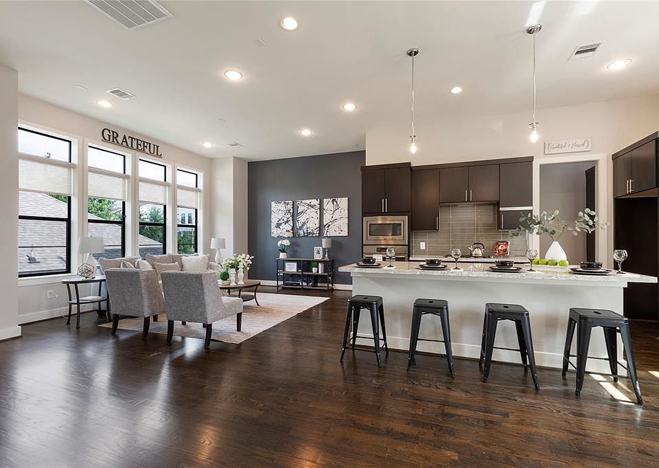 Spacious open concept on main living level