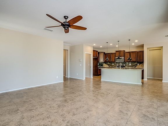 5th image of 4408 N Julieanne Ct