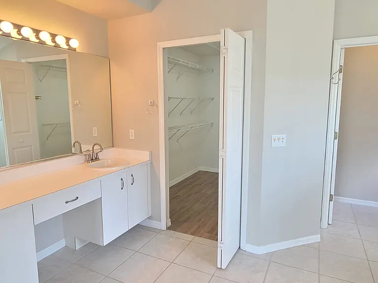 6755 Ferri Cir — Photo 21