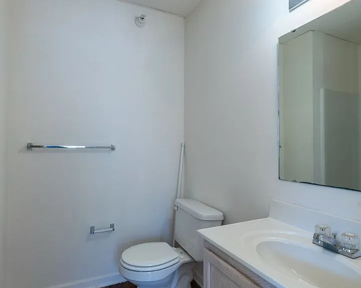 102 University Village Dr #L — Photo 48