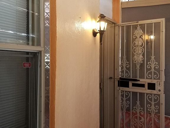 2nd image of 646 E Wensley St