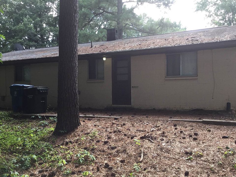1st image of 530 Martha St
