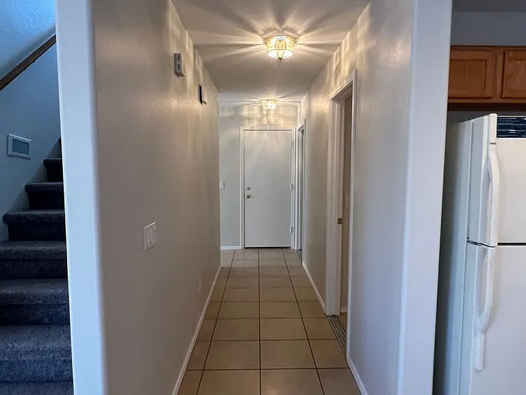 12410 W Pershing St — Photo 10