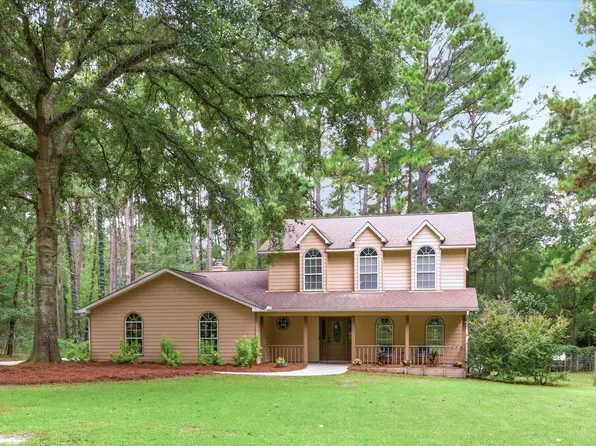 1401 Ferzon Way, Tallahassee, FL 32312