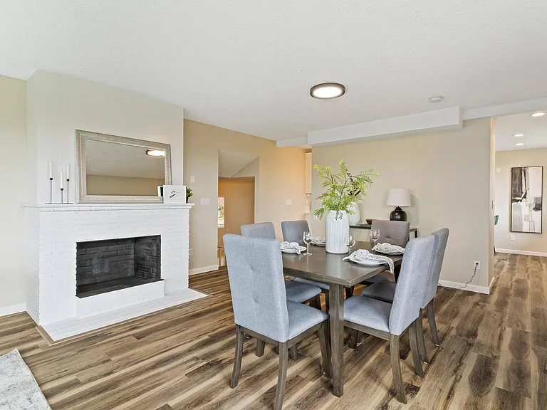 2615 E McLoughlin Blvd — Photo 12