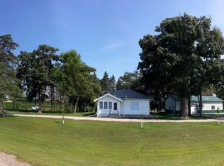 9554 NW 56th St, Waseca, MN 56093