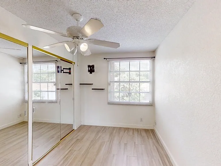 23330 La Vida Way — Photo 30