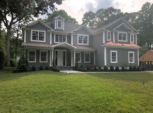 13 Floral St, Chatham, NJ 07928