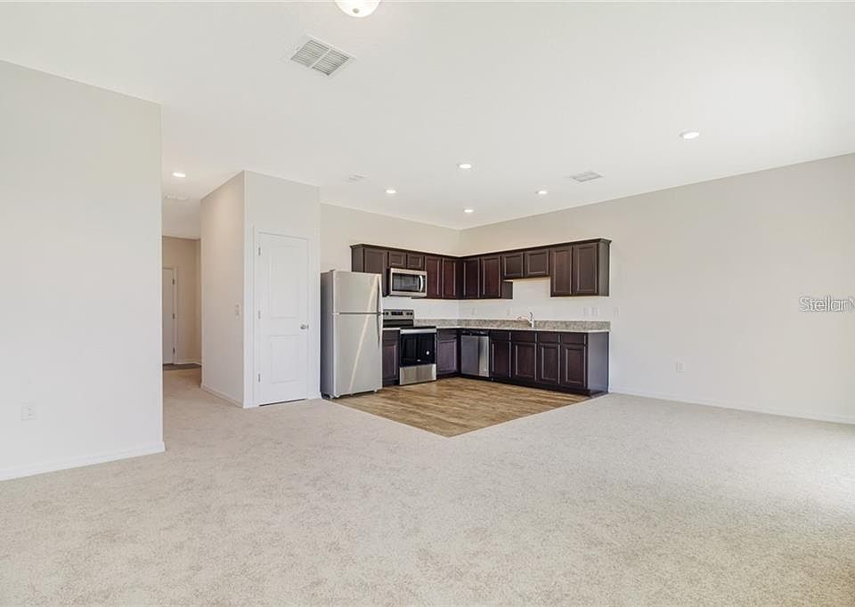 1st image of 716 Madison Pl