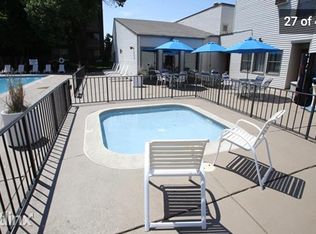 2200 Cherry Ln APT 404, Lisle, IL 60532