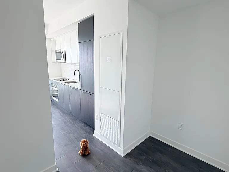 1185 Dupont St #2101 — Photo 18