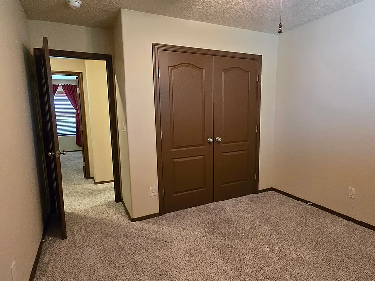 608 Monarch St — Photo 21