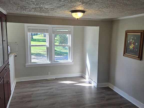 3rd image of 1280 State Route 31 APT 1