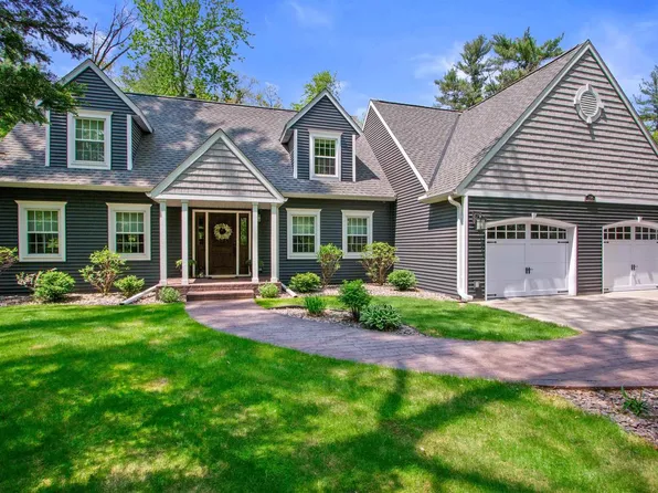 170 BLACK FOREST CIRCLE, Plover, WI 54467