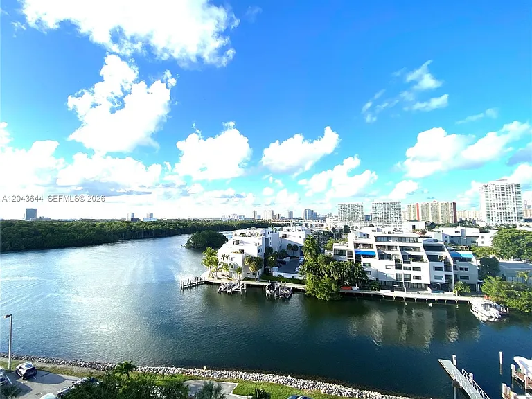 400 Kings Point Dr #411 — Photo 35