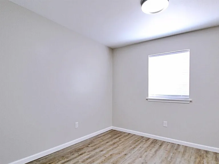 2343 Wyatt St #1 — Photo 6