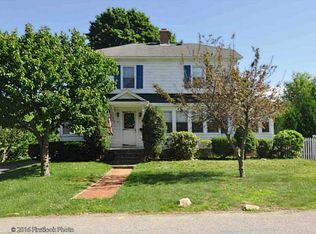37 Hayes St, Cranston, RI 02920