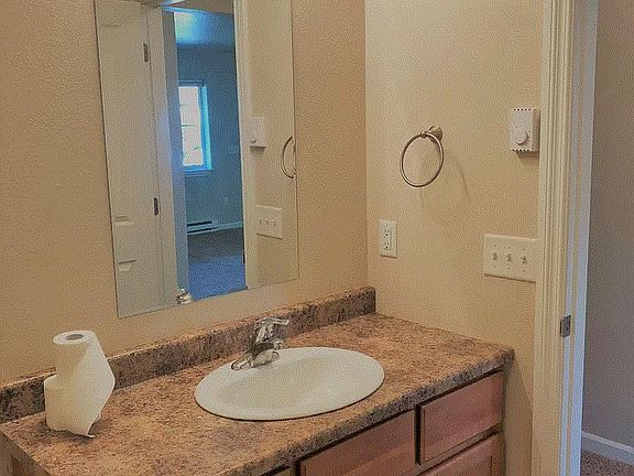3rd image of 1909 Kensington Ave #11206186