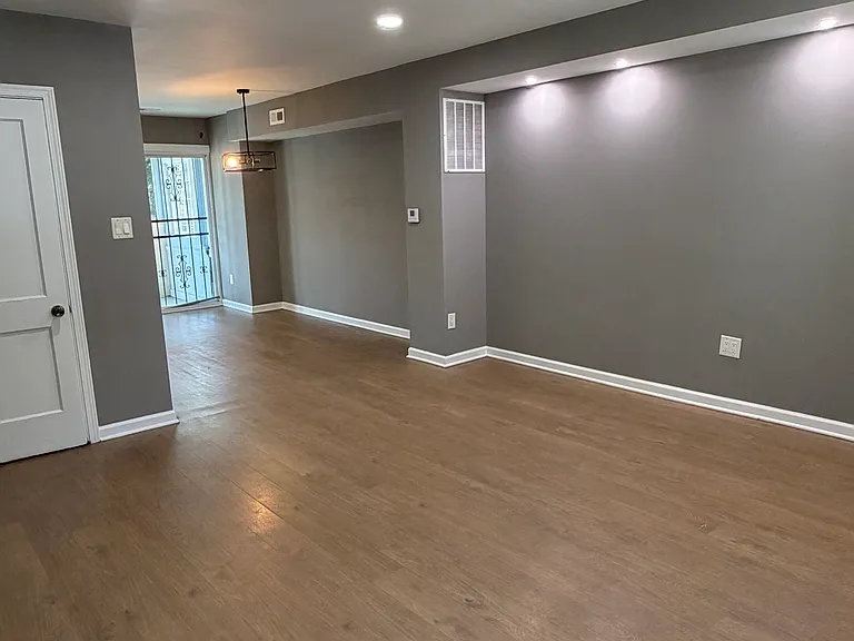 1353 Cambria St — Photo 6