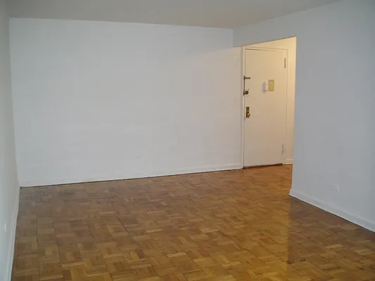 Rented by Hatuka Properties | media 18