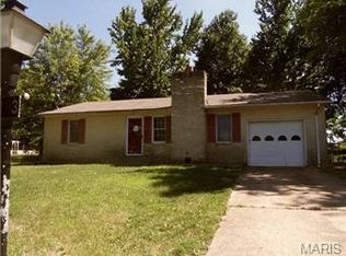 103 E 5th St, Dixon, MO 65459