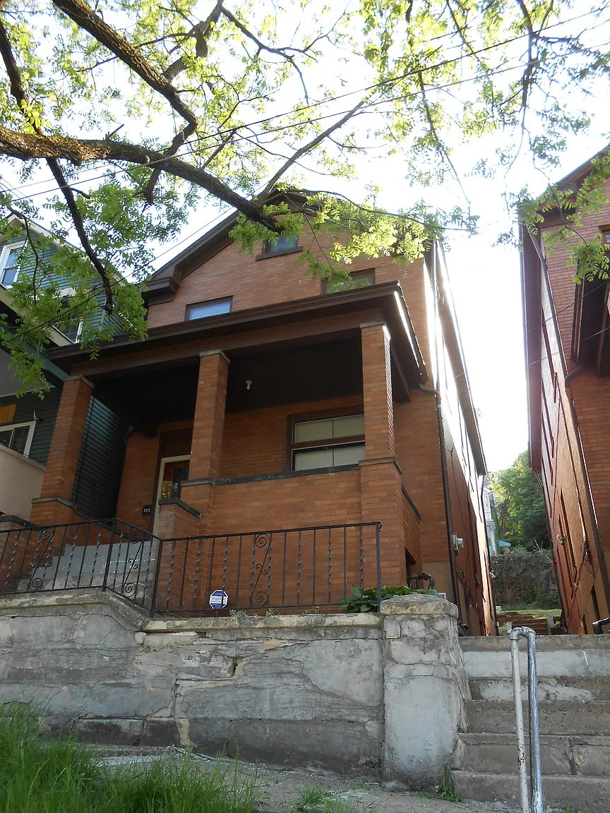 825 Lincoln Ave photo 1