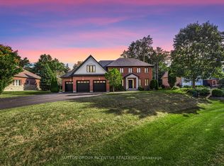 38 Lilac Ln, Springwater, ON L9X 0N4