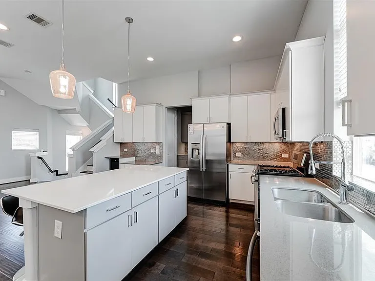 8409 Hempstead Rd #A — Photo 17