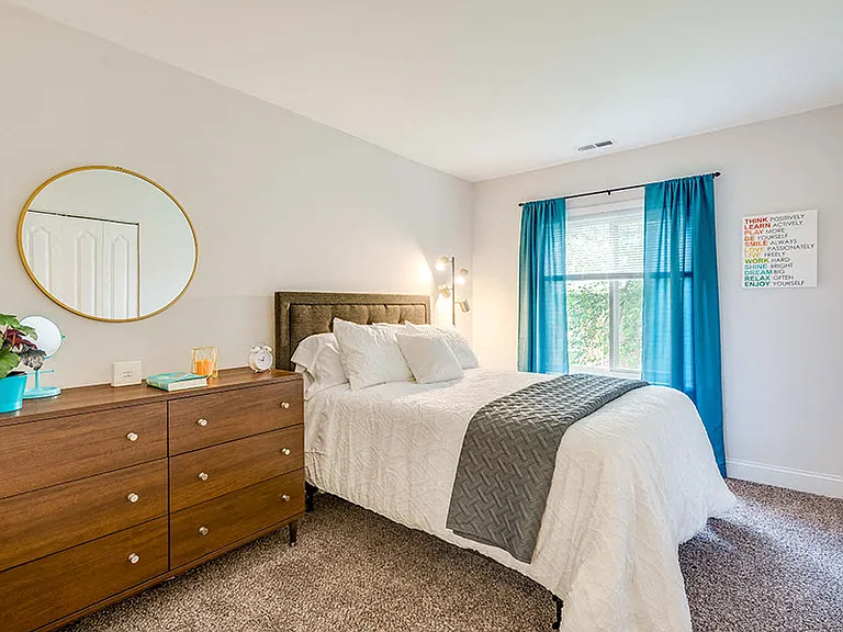 Padonia Village Apartments — Photo 22