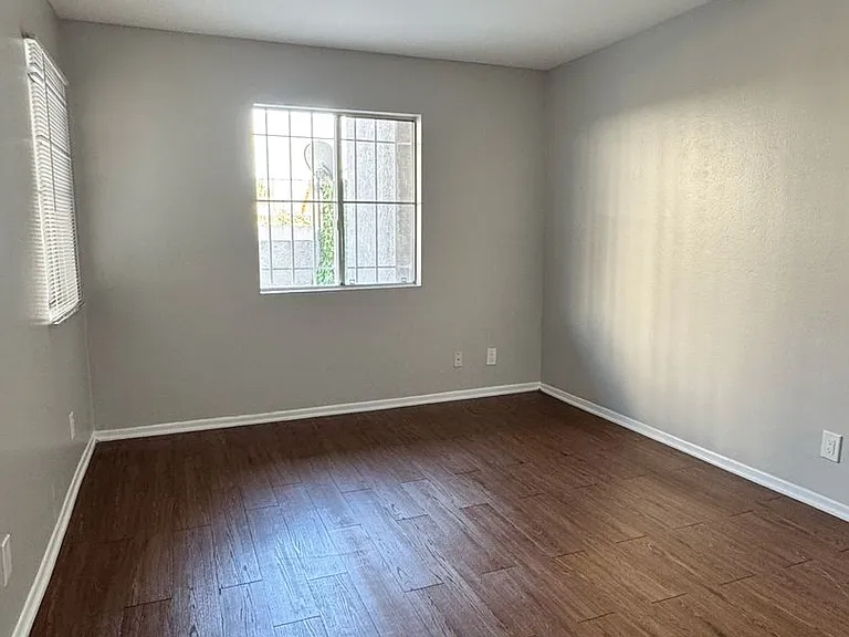 1200 Gaviota Ave #108 — Photo 6