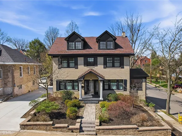 1123 Cochran Rd, Pittsburgh, PA 15243