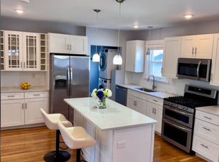 30 Evans St UNIT 1, Medford, MA 02155