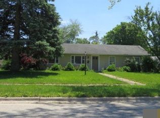 1600 W Acres Rd, Joliet, IL 60435